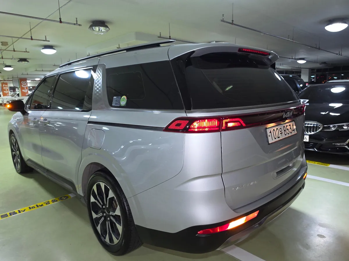 KIA CARNIVAL NOBLESSE 2022