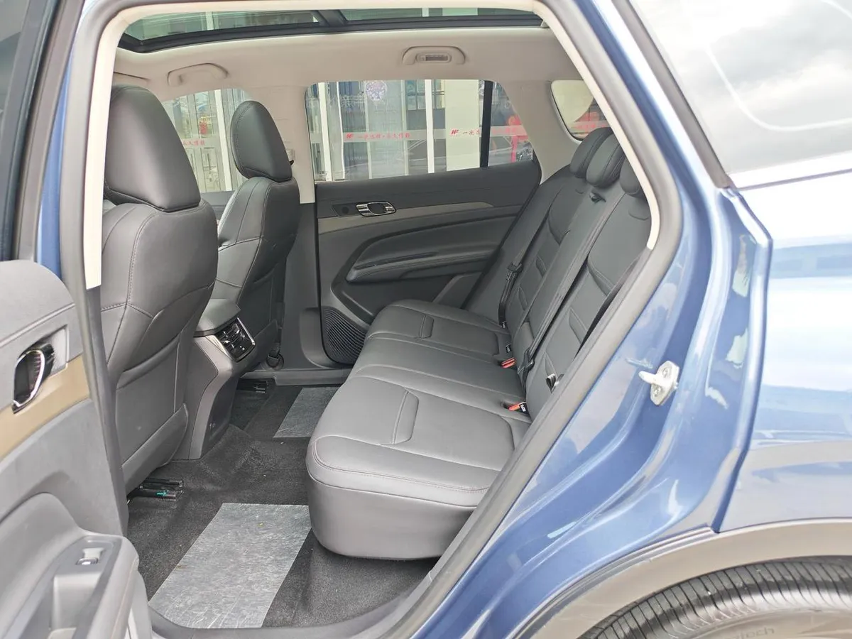 FORD EQUATOR SPORT PREMIUM 2023