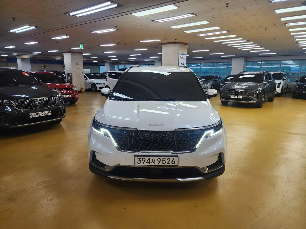 KIA CARNIVAL NOBLESSE 2022
