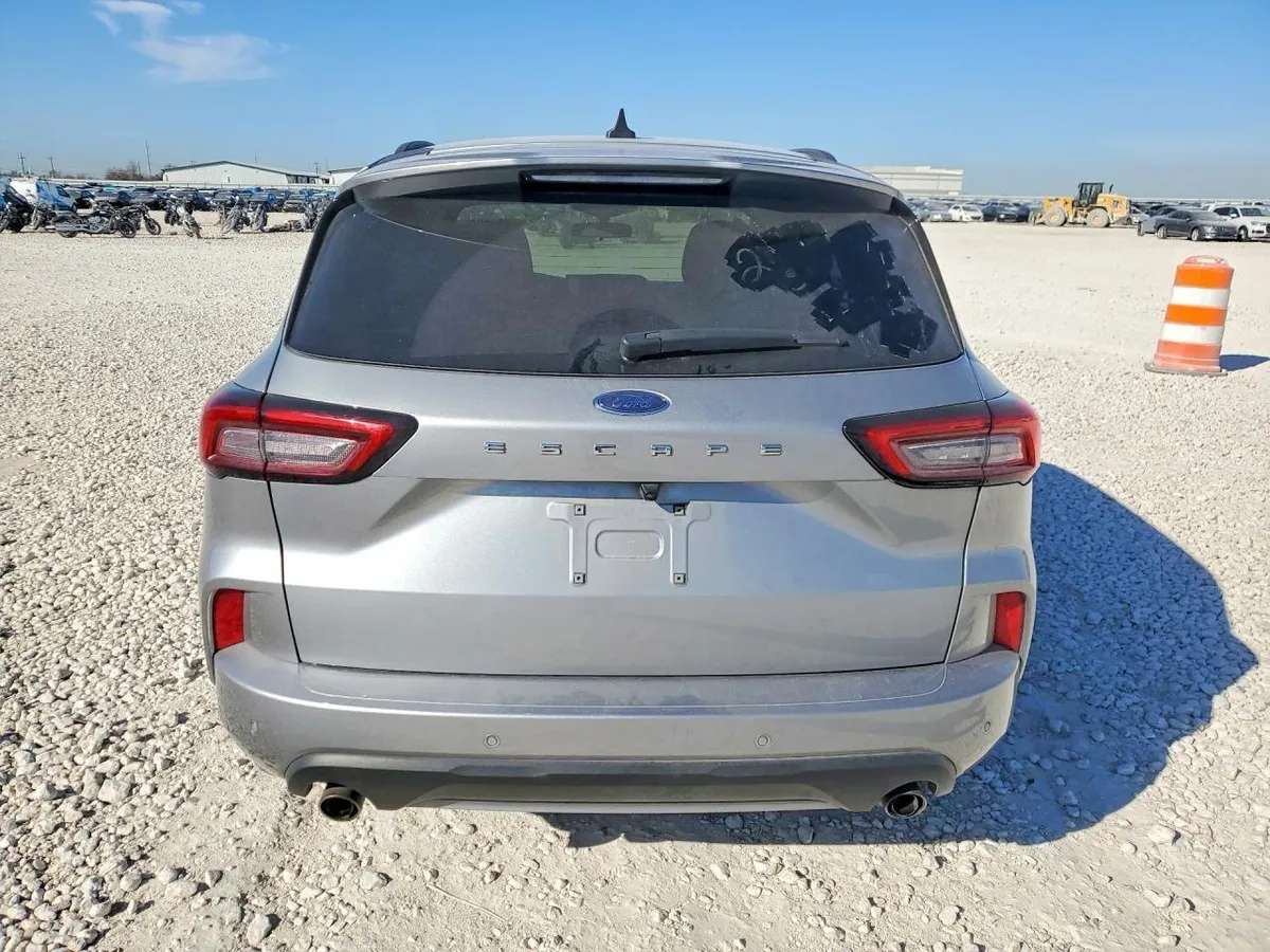 FORD ESCAPE ST LINE 2023
