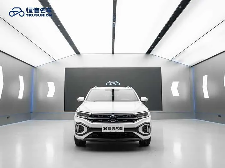 VOLKSWAGEN T-ROC 2023