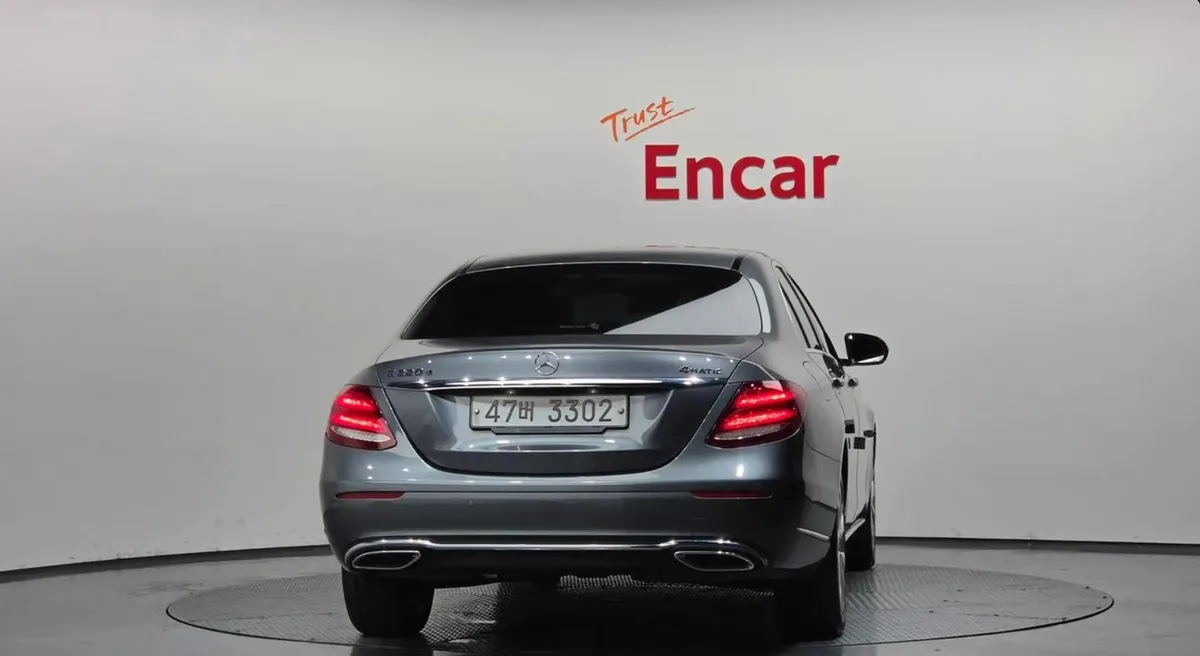 MERCEDES-BENZ W213 E220D 4MATIC 2019