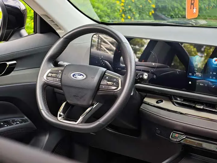 FORD EQUATOR SPORT 2023