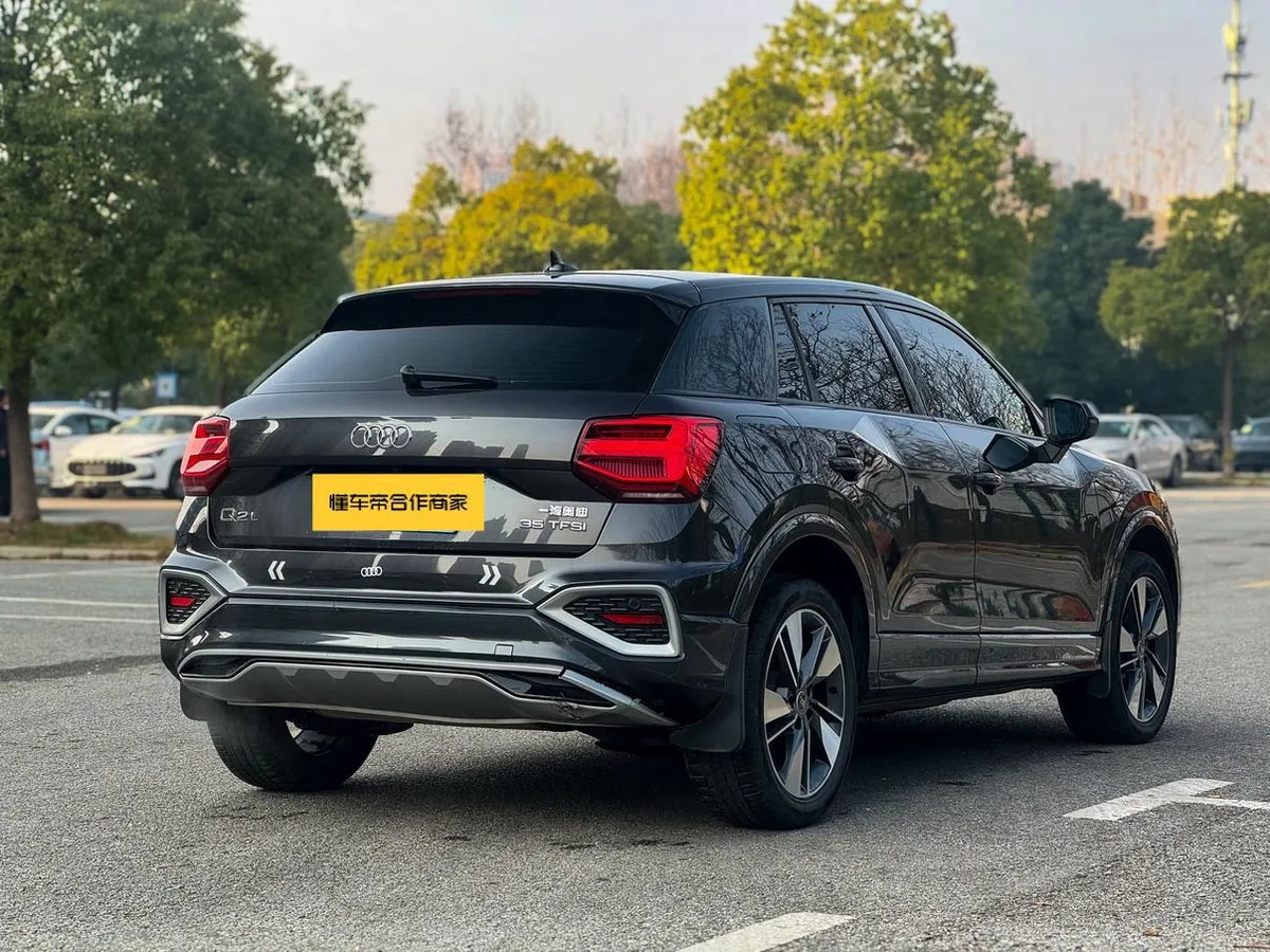 AUDI Q2L 35 TFSI FASHION 2022