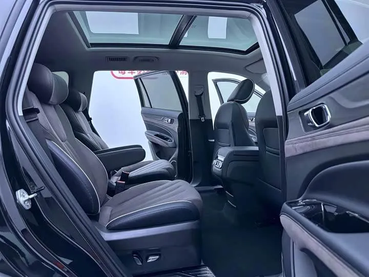 FORD EQUATOR PREMIUM 2023