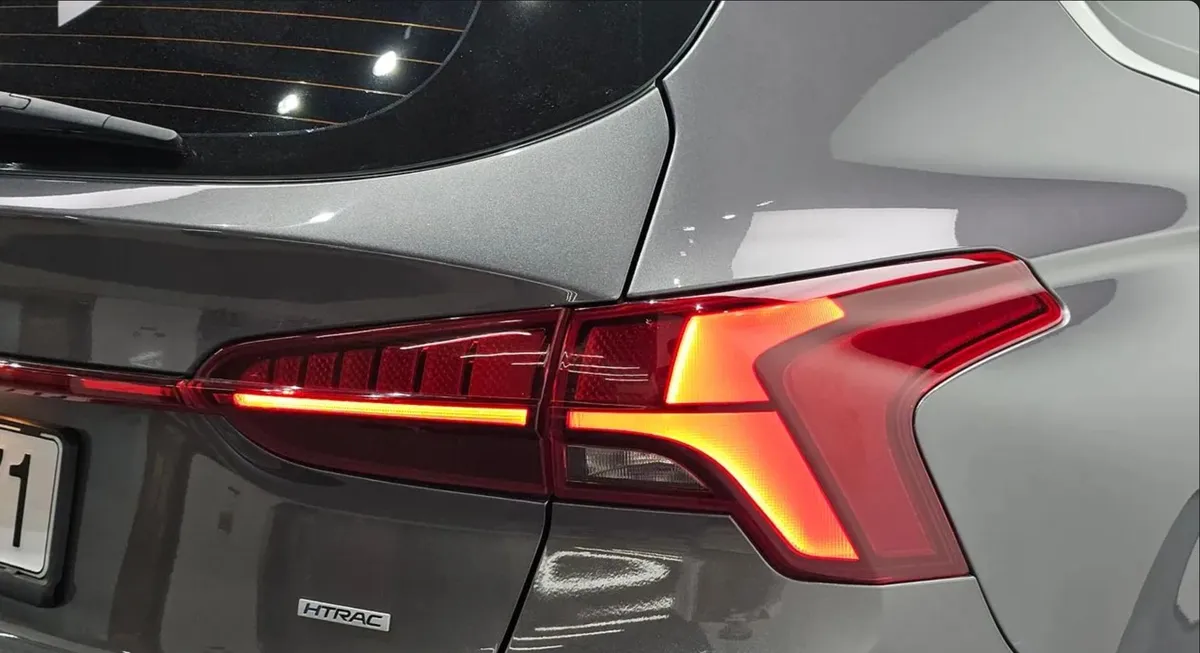 HYUNDAI SANTA FE PRESTIGE 2023