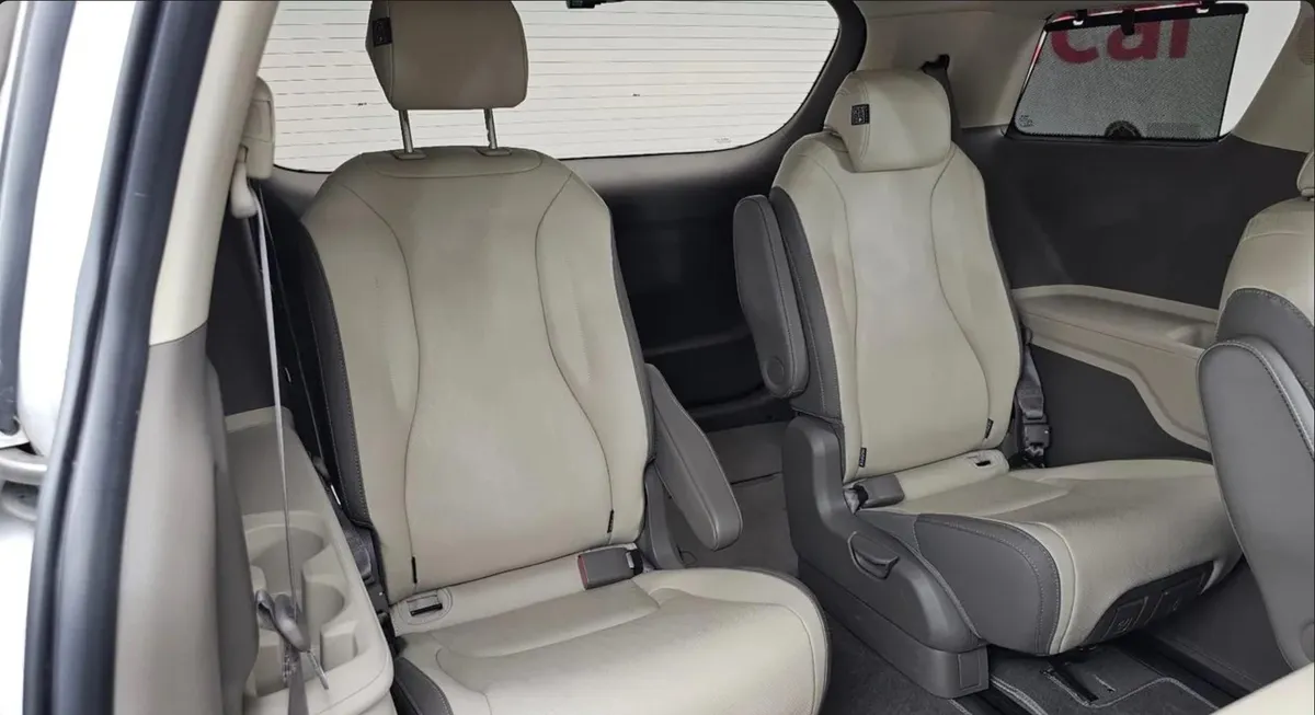 KIA CARNIVAL NOBLESSE 2022