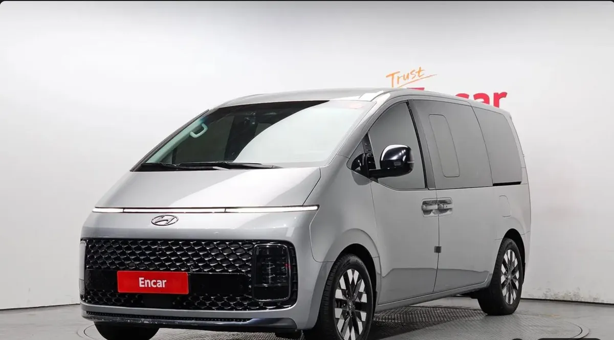 HYUNDAI STARIA 2022