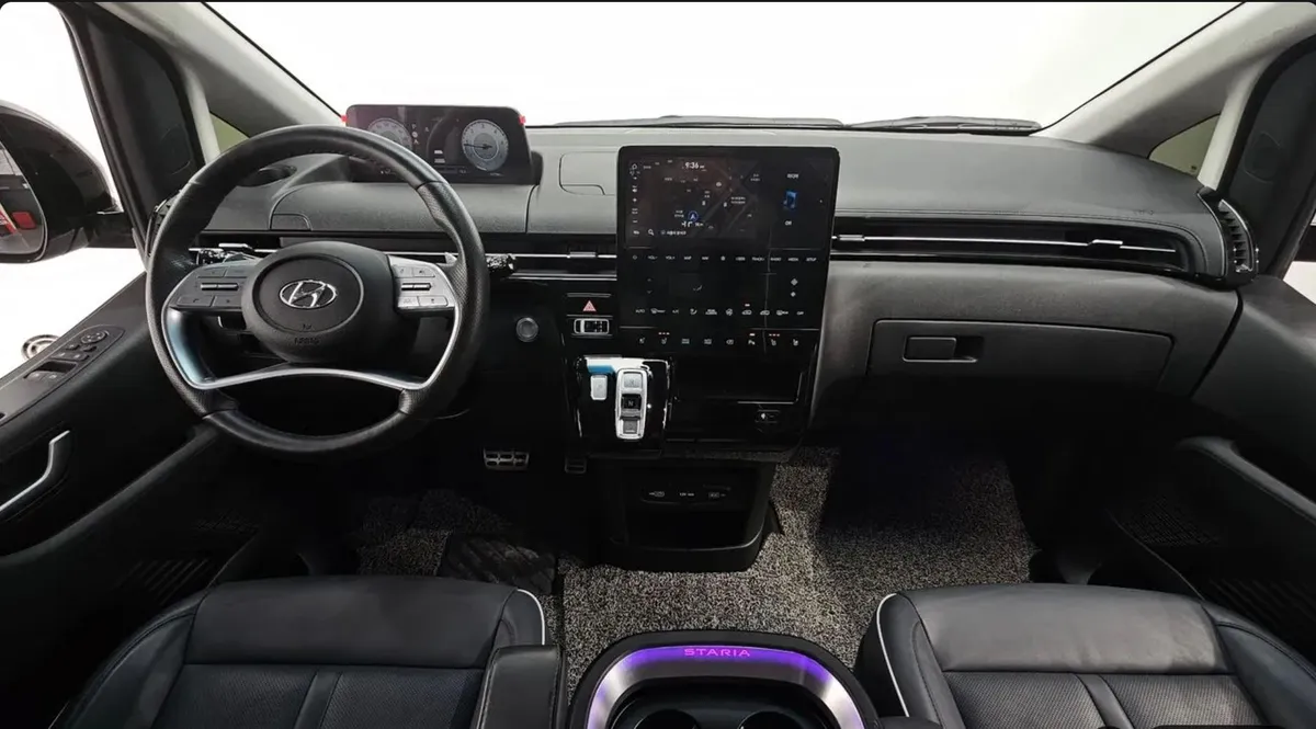 HYUNDAI STARIA 2022