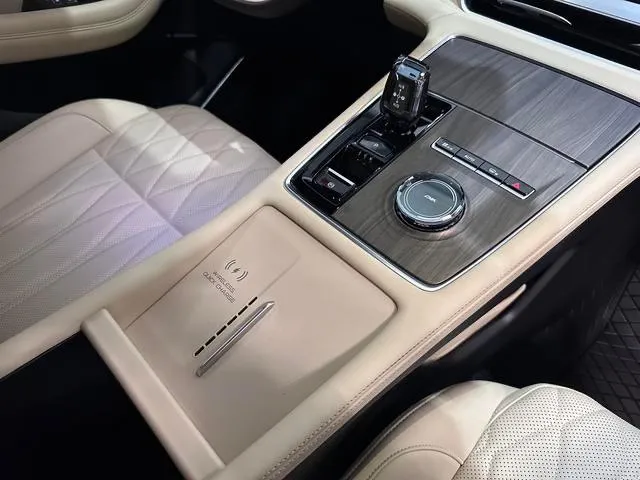 GEELY XINGYUE L 2024