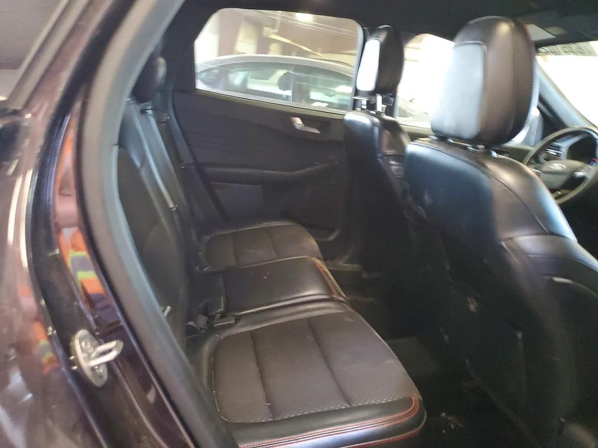 FORD ESCAPE 2023
