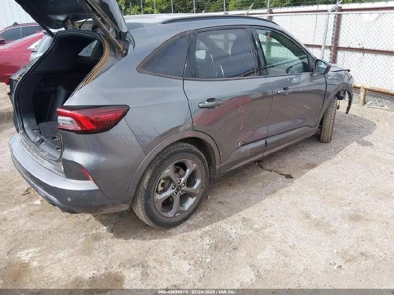 FORD ESCAPE 2023