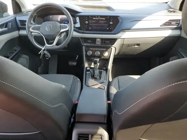 VOLKSWAGEN TAOS SE 2023