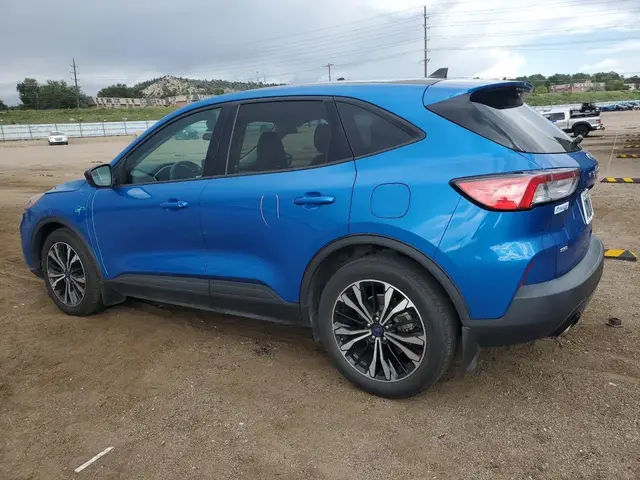 FORD ESCAPE SE 2021
