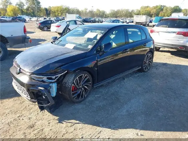 VOLKSWAGEN GOLF GTI 2 2023