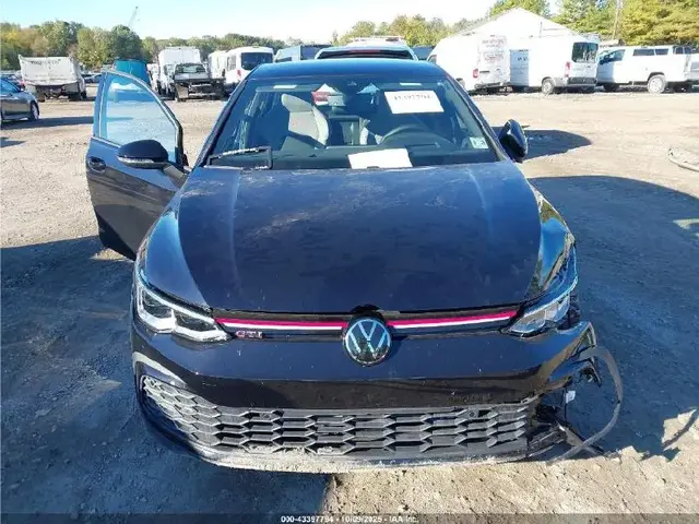VOLKSWAGEN GOLF GTI 2 2023