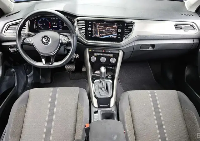 VOLKSWAGEN T-ROC 2021