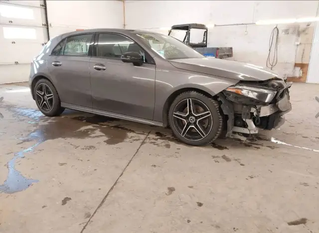 MERCEDES-BENZ A-CLASS A 250 4MATIC 2021