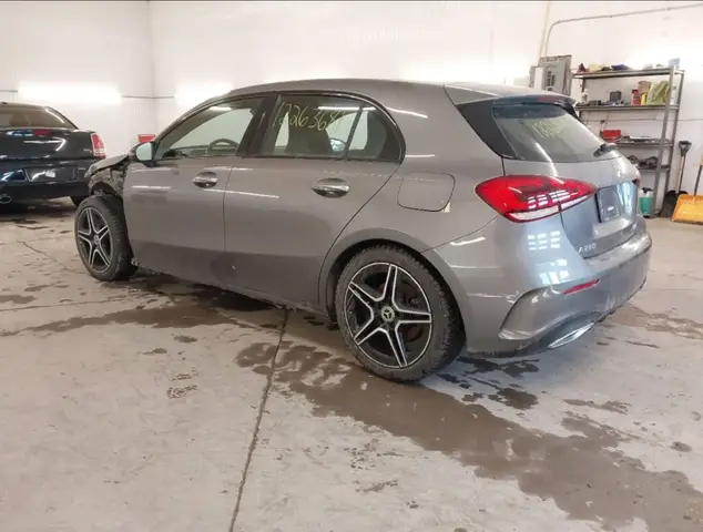 MERCEDES-BENZ A-CLASS A 250 4MATIC 2021