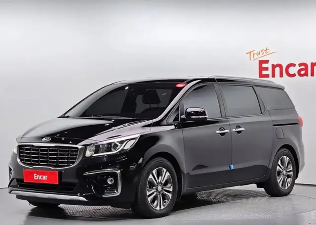 KIA CARNIVAL 2018