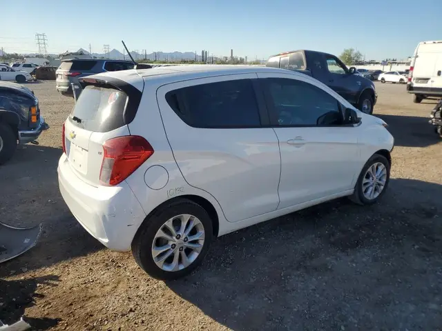 CHEVROLET SPARK 1LT 2021