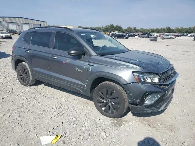 VOLKSWAGEN TAOS S 2022