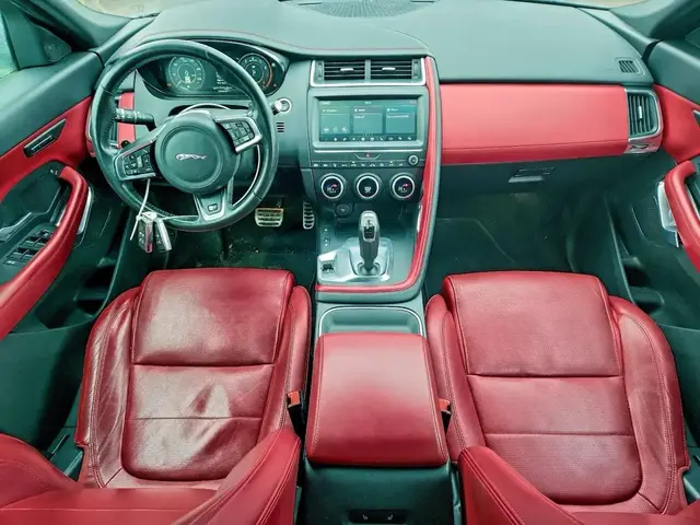 JAGUAR E-PACE R-DYNAMIC HSE 2018