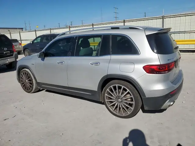 MERCEDES-BENZ GLB AMG 35 4MATIC 2023