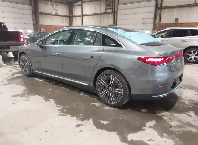 MERCEDES-BENZ EQE 500 4MATIC 2022