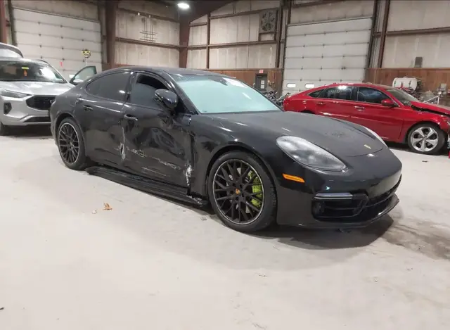 PORSCHE PANAMERA E-HYBRID 4S 2022