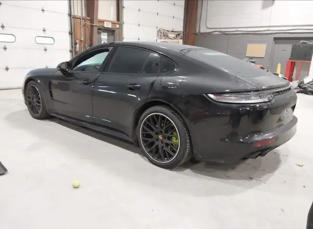 PORSCHE PANAMERA E-HYBRID 4S 2022