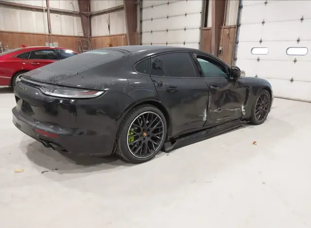 PORSCHE PANAMERA E-HYBRID 4S 2022