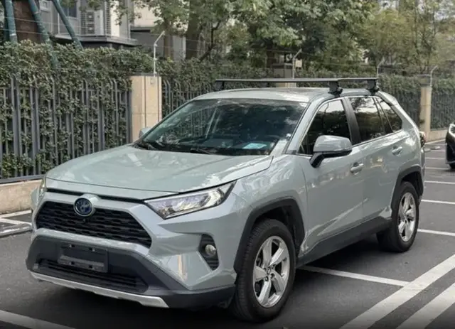 TOYOTA RAV4 2021