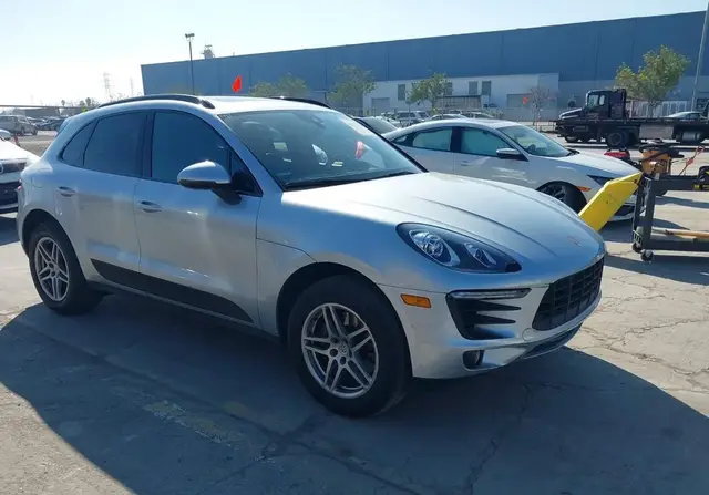PORSCHE MACAN 2017