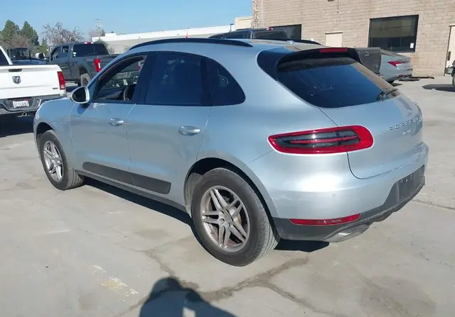 PORSCHE MACAN 2017