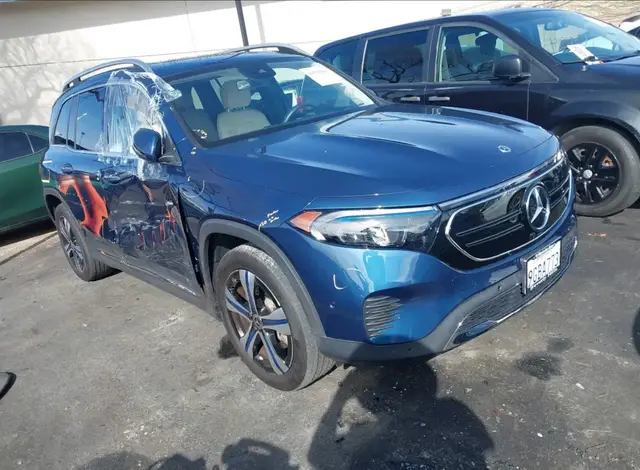 MERCEDES-BENZ EQB 250 2022