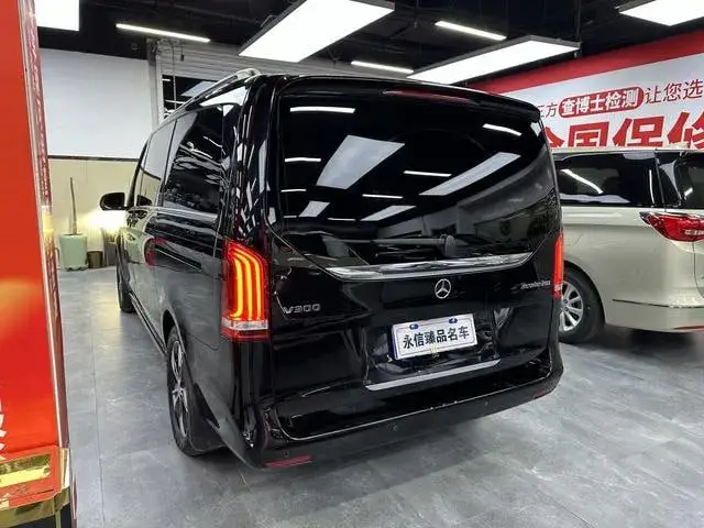 MERCEDES-BENZ V260 2021