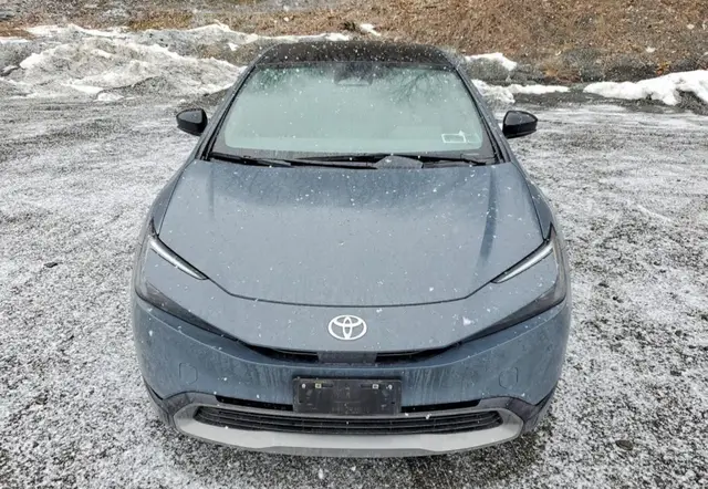 TOYOTA PRIUS 2023