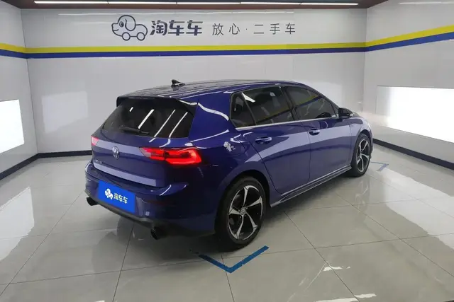 VOLKSWAGEN GOLF R-LINE 2021