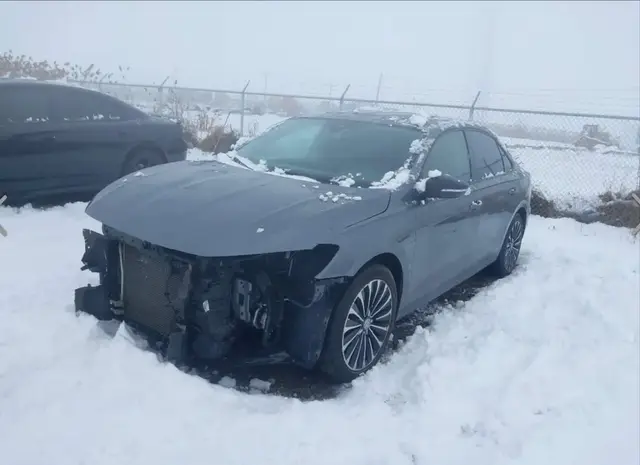 VOLKSWAGEN PASSAT LIMITED EDITION 2021