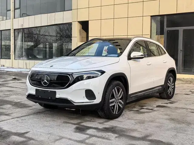 MERCEDES-BENZ EQA 2022