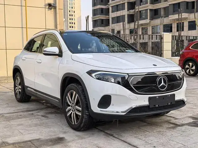 MERCEDES-BENZ EQA 2022