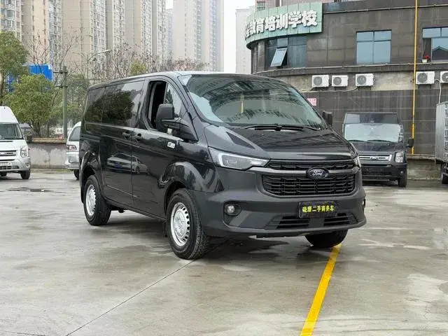 FORD TRANSIT 2023
