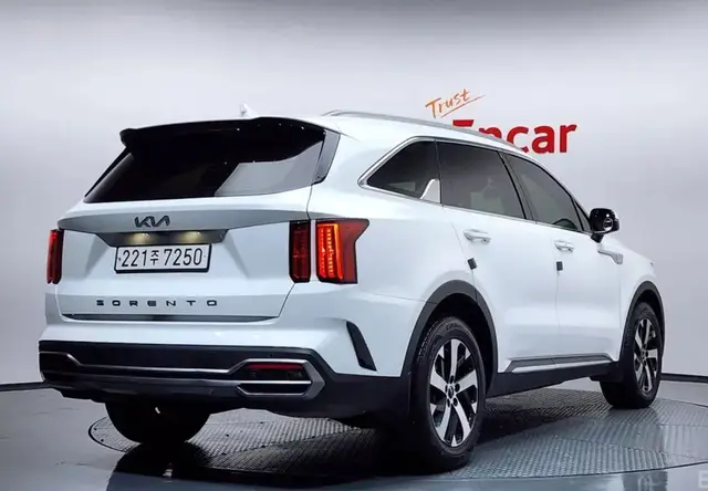 KIA SORENTO 2021