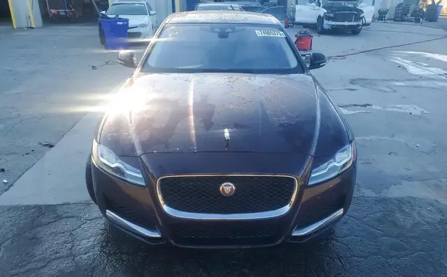 JAGUAR XF 2018