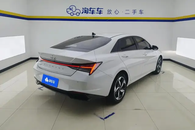 HYUNDAI ELANTRA 2021