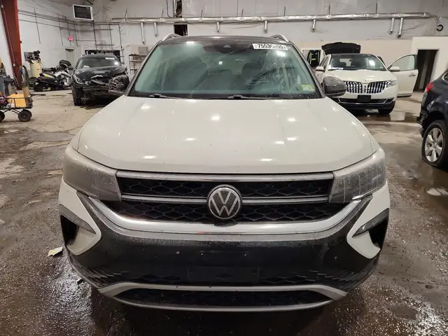 VOLKSWAGEN TAOS 2023