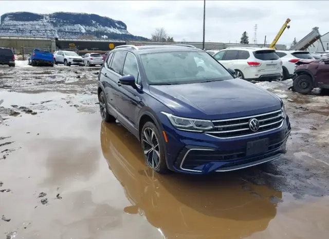VOLKSWAGEN TIGUAN 2022