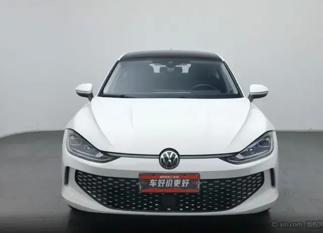 VOLKSWAGEN LAMANDO L 2023