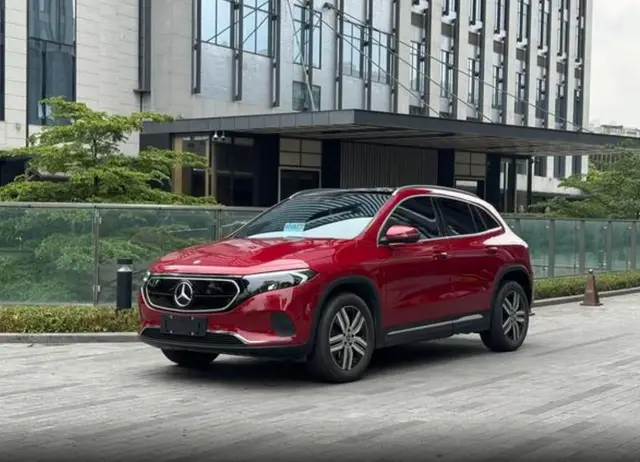 MERCEDES-BENZ EQA 2022